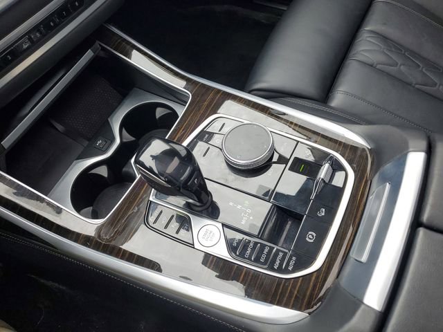 Used 2020 BMW X7 xDrive40i w/ Premium Package image 19