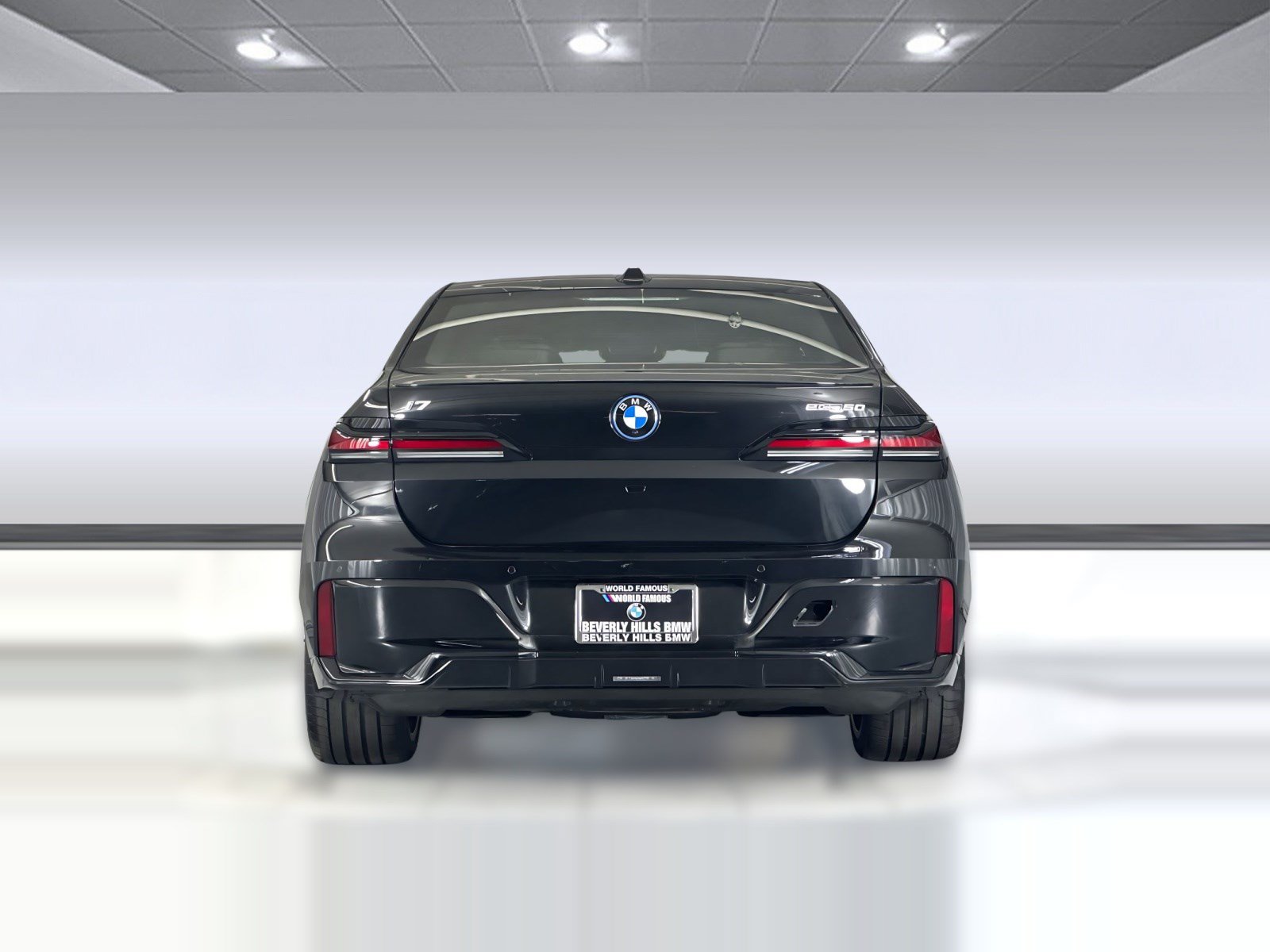 Used 2026 BMW i7 xDrive60 w/ M Sport Package RWD image 10