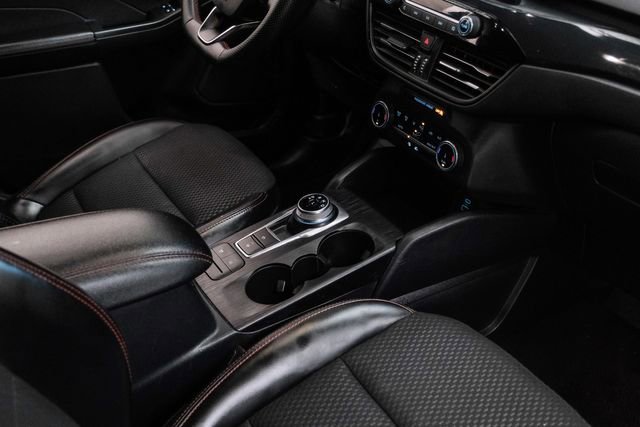 Used 2023 Ford Escape ST-Line image 19