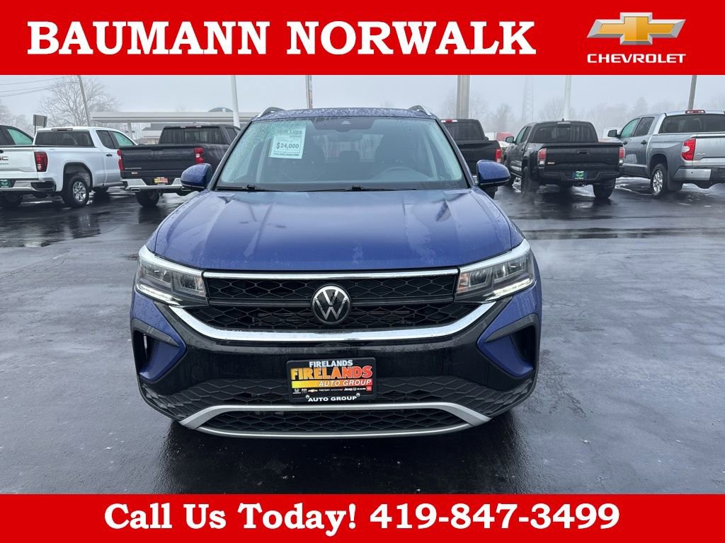 Used 2024 Volkswagen Taos SE w/ Panoramic Sunroof Package image 36