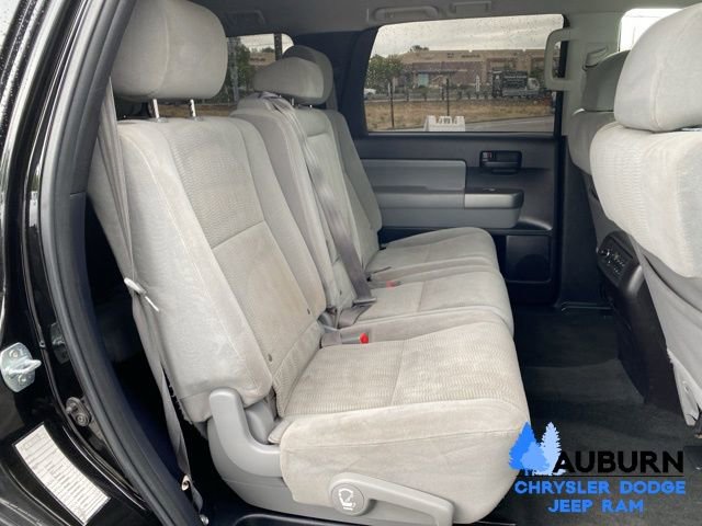 Used 2016 Toyota Sequoia SR5 image 19