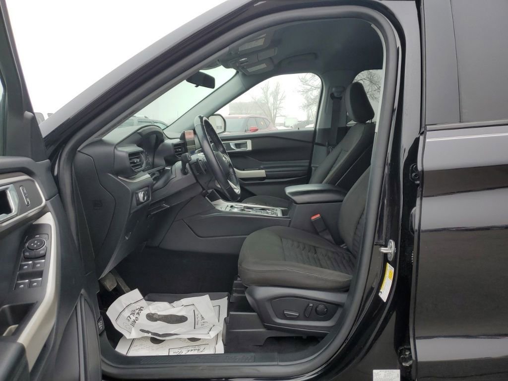 Used 2020 Ford Explorer XLT w/ Comfort Package image 25