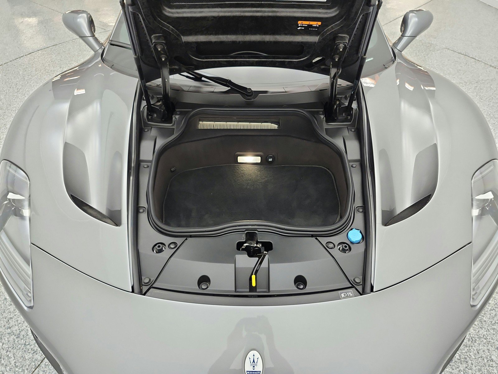 Used 2022 Maserati MC20 Coupe RWD image 16