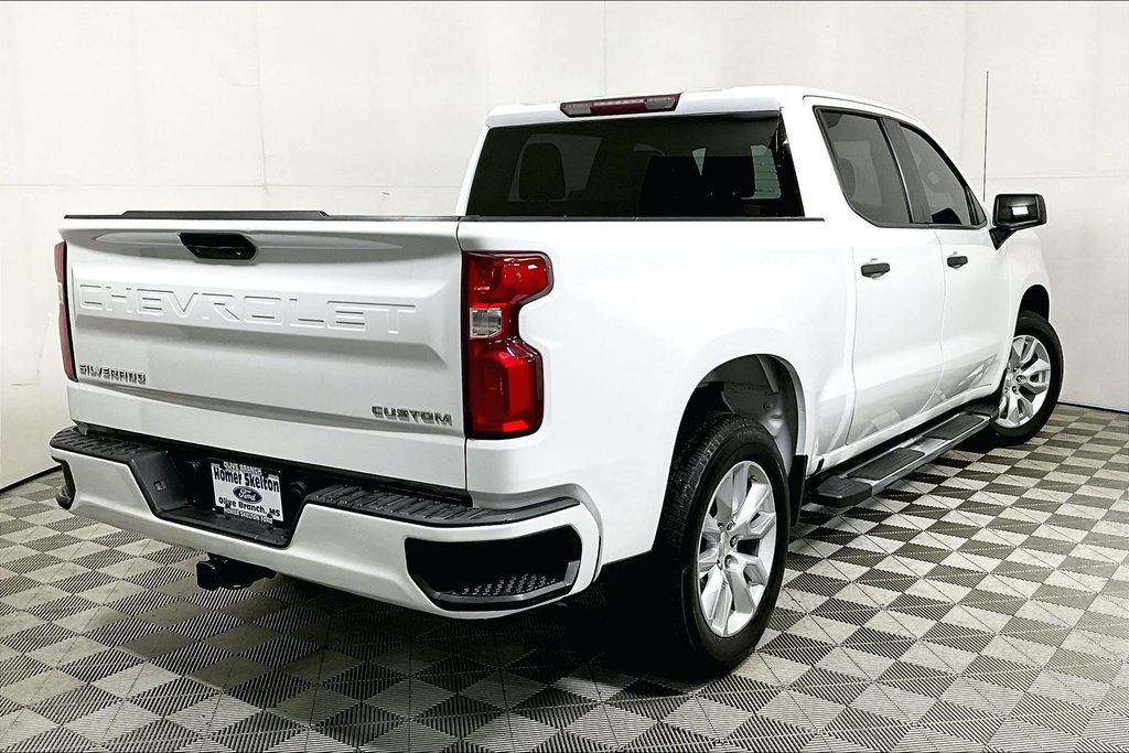 Used 2021 Chevrolet Silverado 1500 Custom image 12