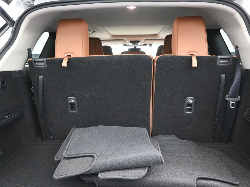 Used 2023 INFINITI QX60 Sensory w/ Vision Package image 18