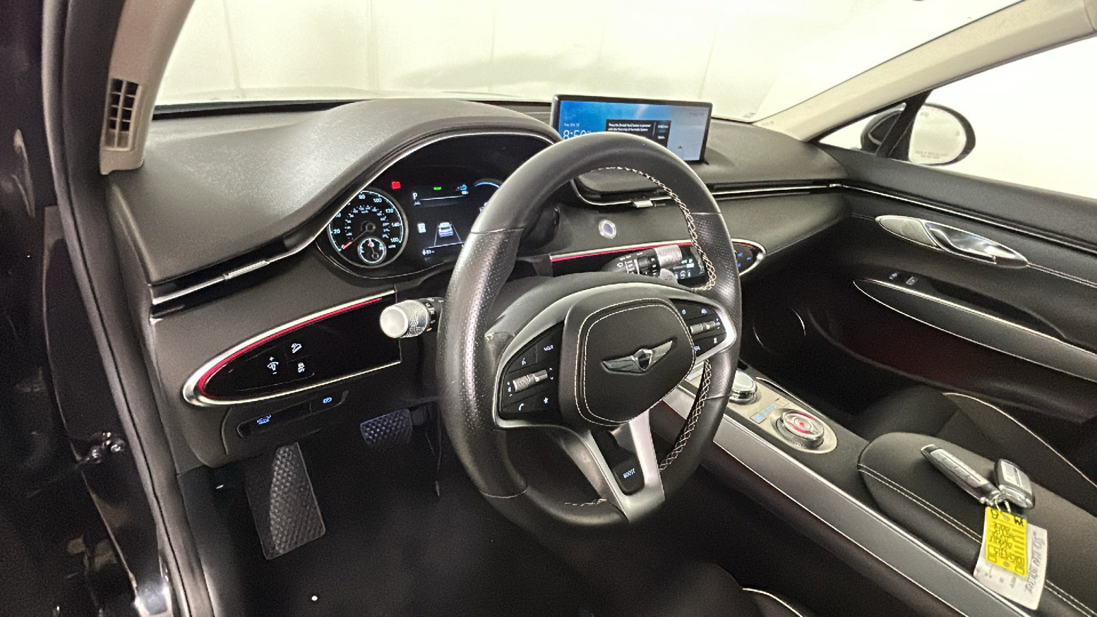 Used 2025 Genesis Electrified GV70 AWD/4WD image 17