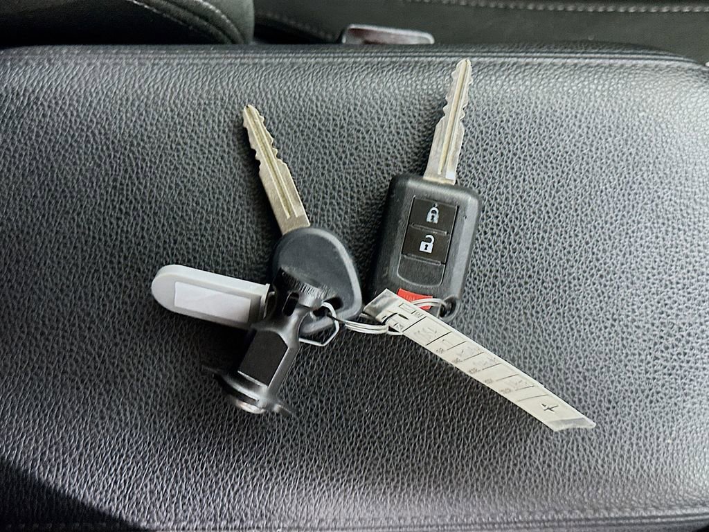 Used 2017 Mitsubishi Outlander ES image 33