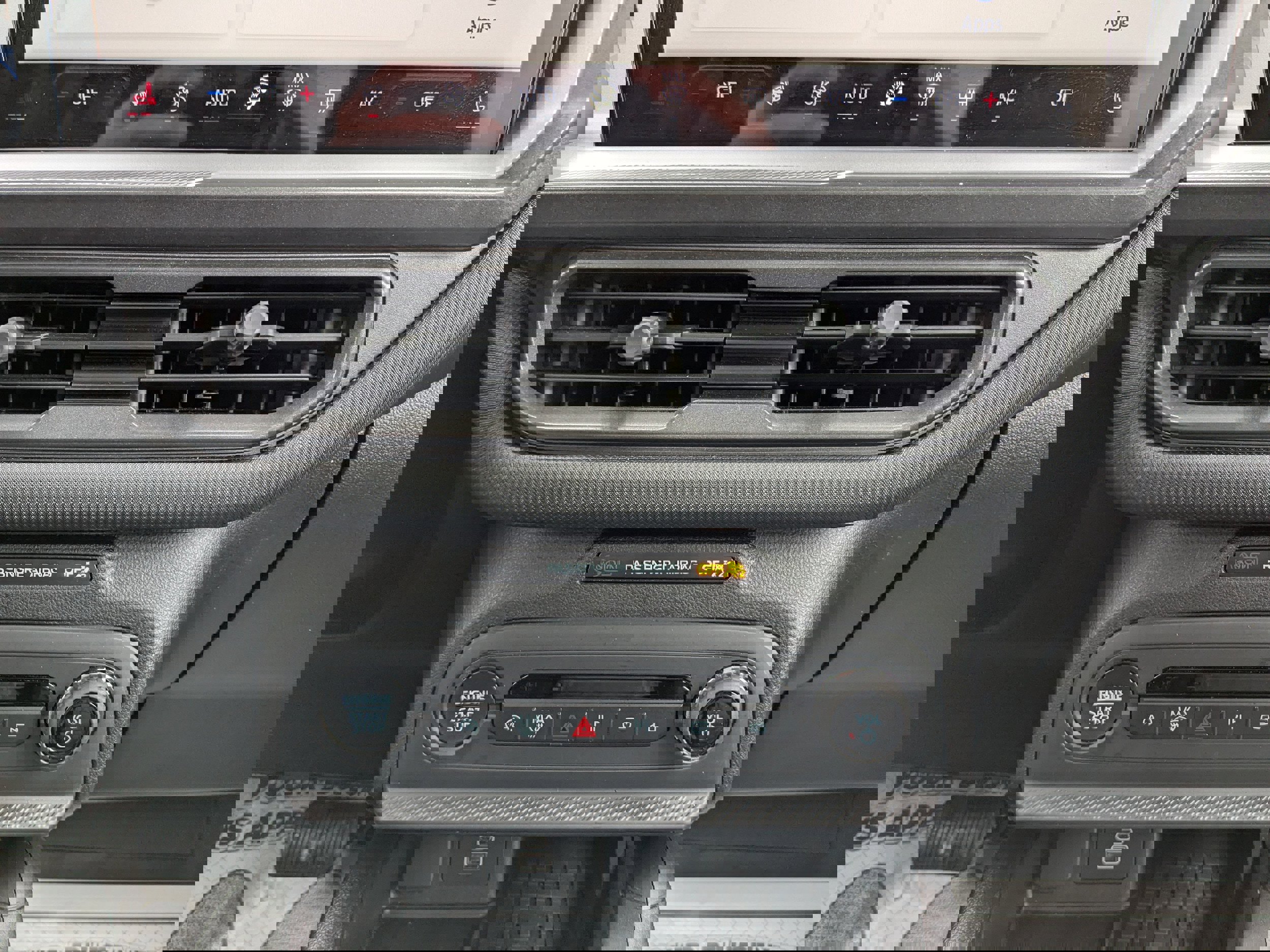 Used 2025 Ford Bronco Sport Badlands image 30