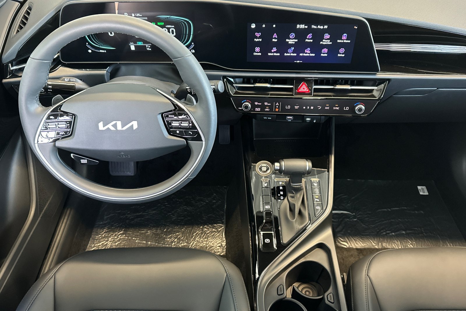 New 2026 Kia Niro EX FWD image 13