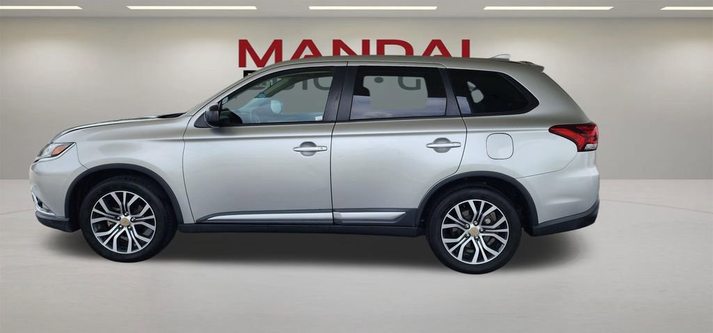 Used 2018 Mitsubishi Outlander ES FWD image 8