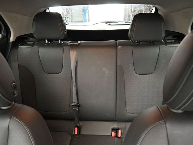 Used 2025 Buick Encore GX Preferred image 34