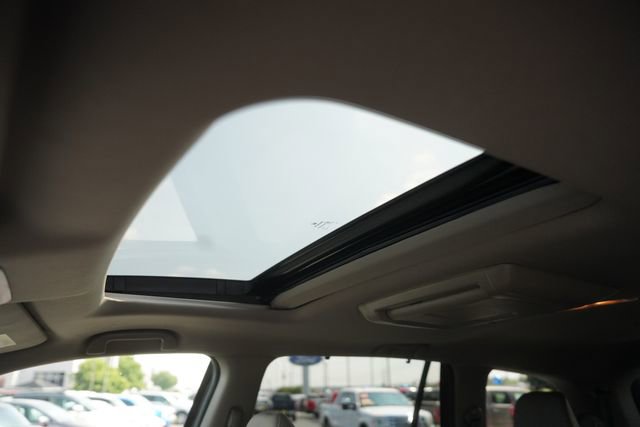 Used 2017 Honda Pilot Touring image 11