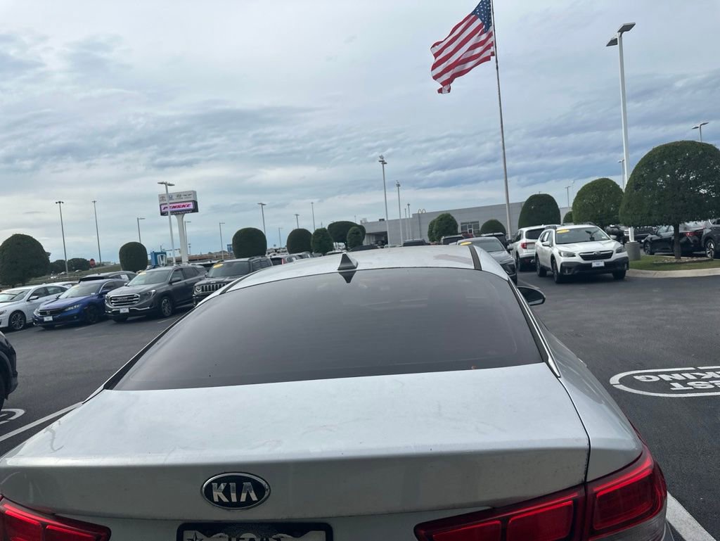 Used 2016 Kia Optima LX FWD image 5