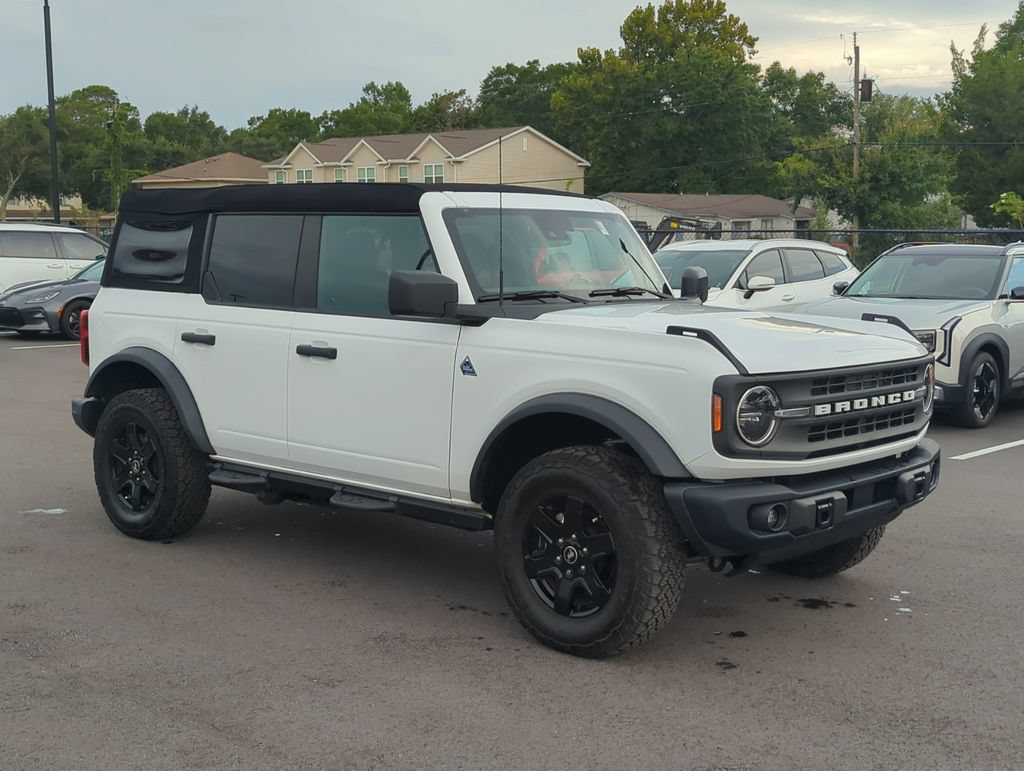 Used 2023 Ford Bronco Black Diamond AWD/4WD image 9