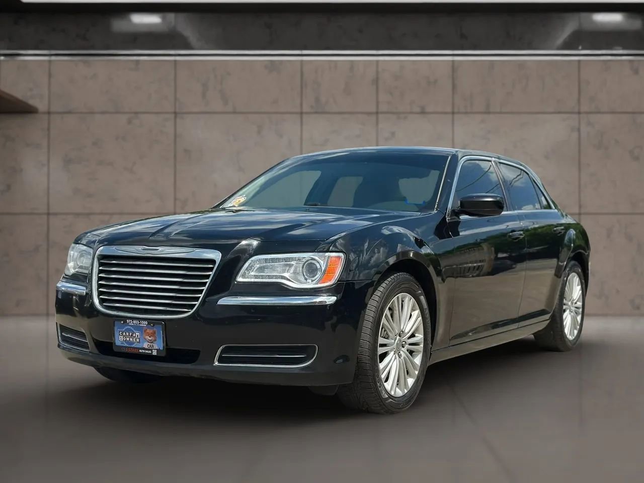 Used 2014 Chrysler 300 AWD image 3