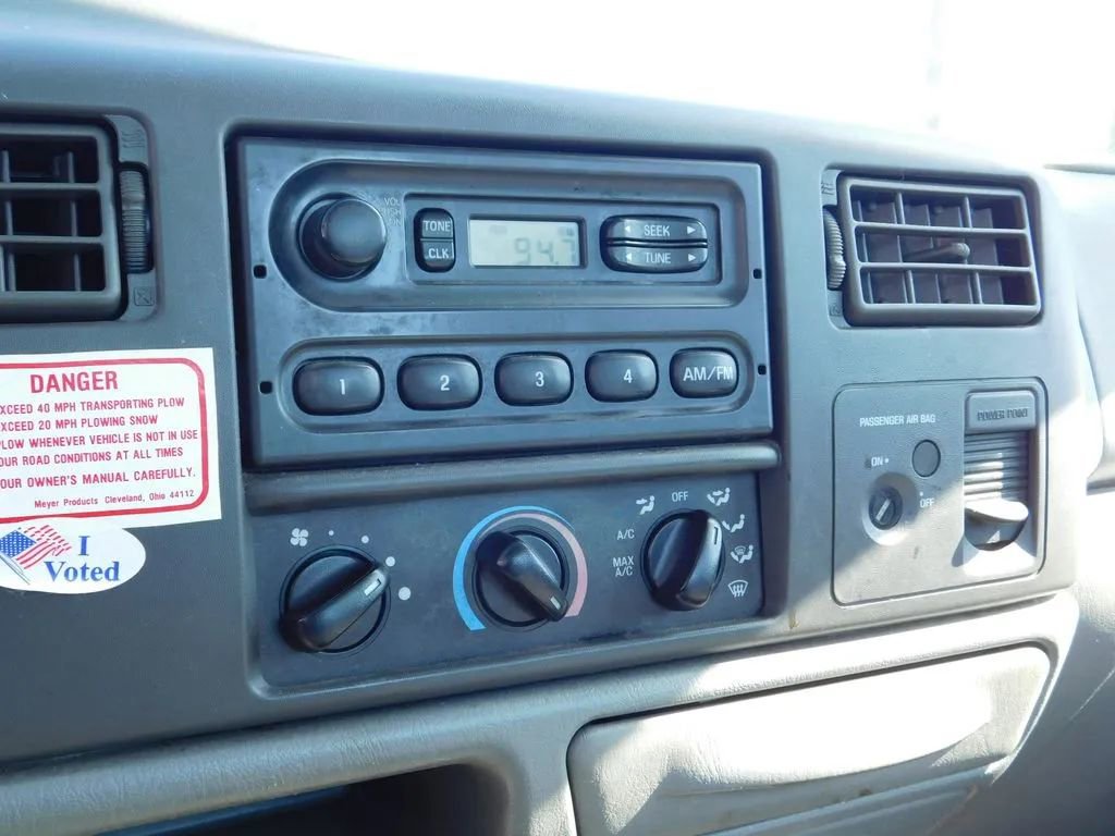 Used 2004 Ford F250 XL AWD/4WD image 15