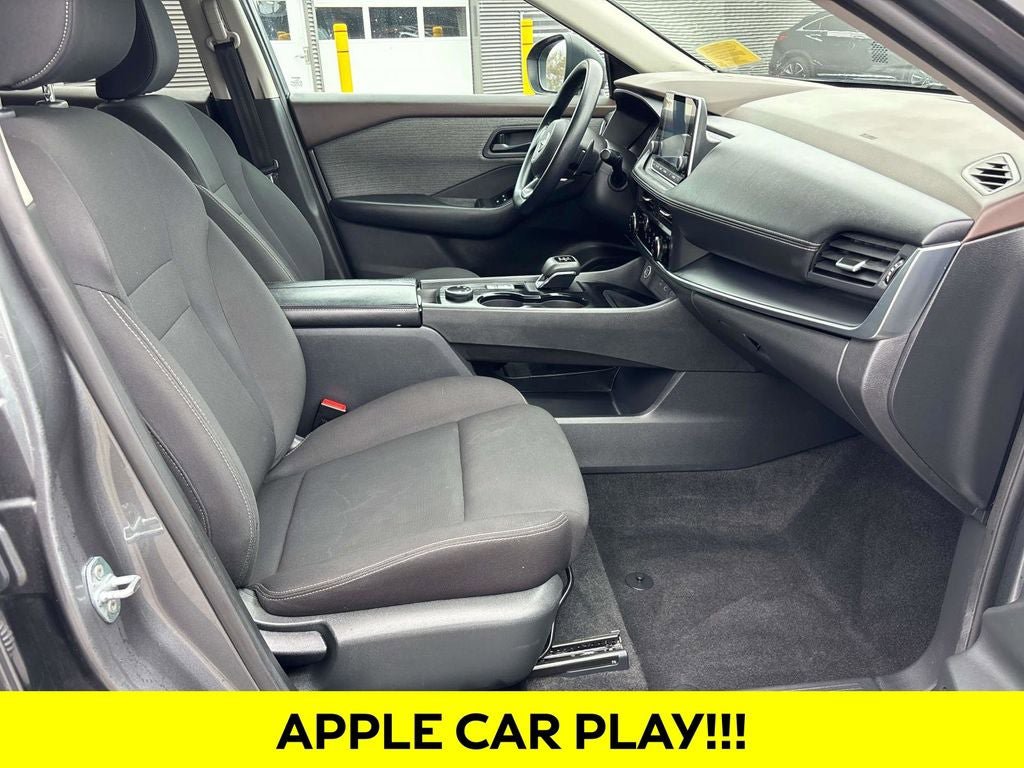 Used 2023 Nissan Rogue S AWD/4WD image 14