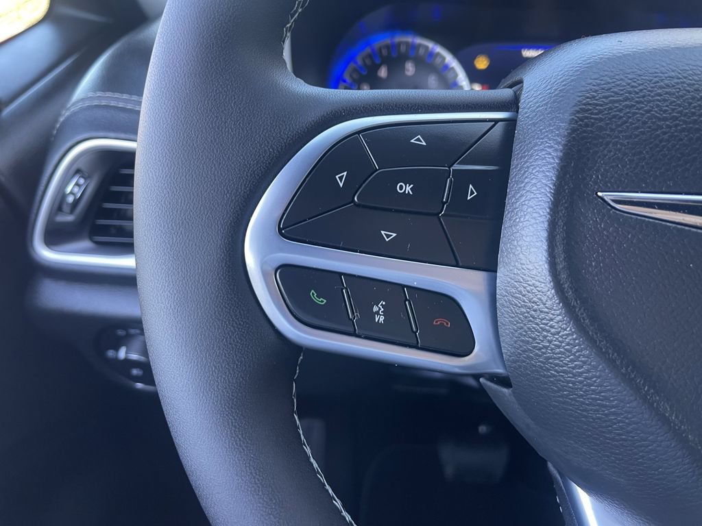 New 2026 Chrysler Pacifica Select FWD image 34