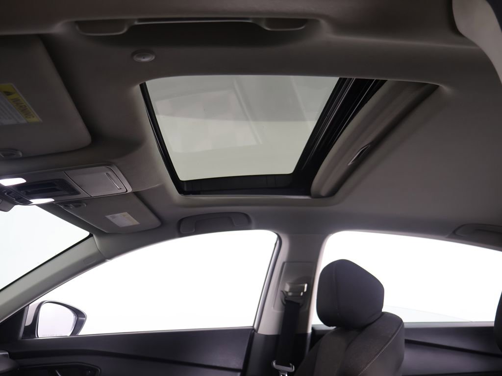 Used 2023 Honda Accord EX image 19