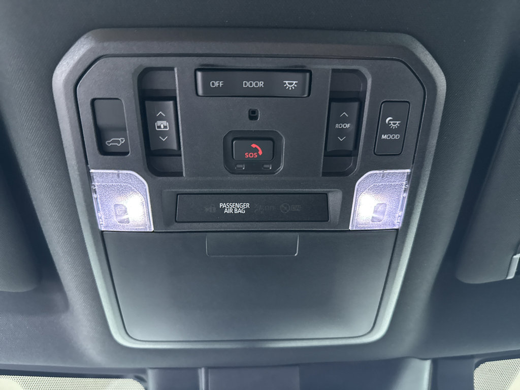 Used 2024 Toyota Sequoia Platinum image 29