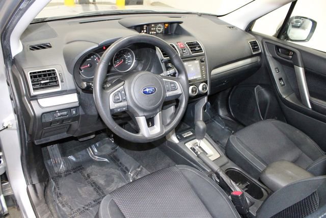 Used 2018 Subaru Forester 2.5i Premium w/ All-Weather Package image 23