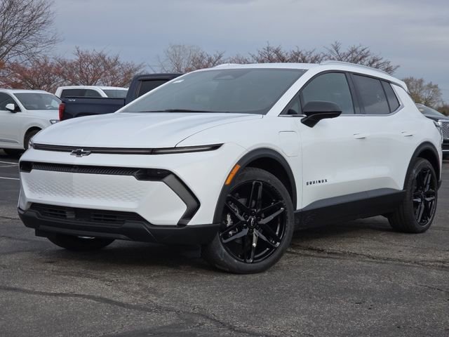 New 2026 Chevrolet Equinox EV LT image 2