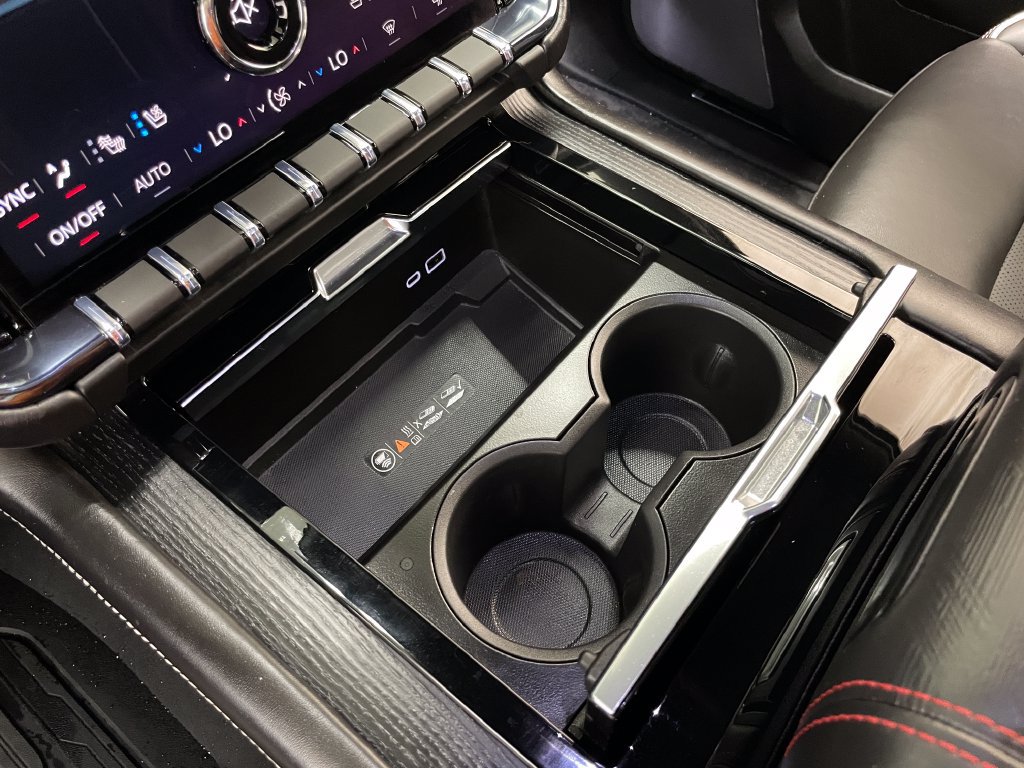 Certified 2026 GMC Yukon XL AT4 Ultimate w/ LPO, Floor Liner Package AWD/4WD image 42