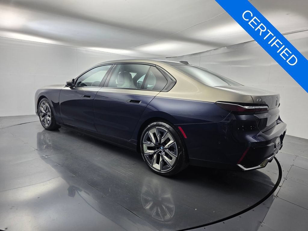 Used 2023 BMW i7 xDrive60 AWD/4WD image 6