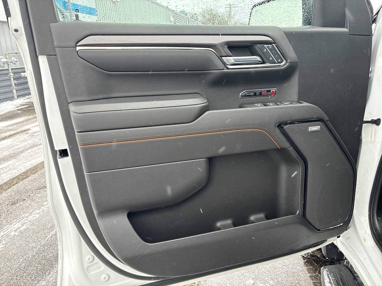 Certified 2022 GMC Sierra 1500 AT4 w/ Technology Package image 28