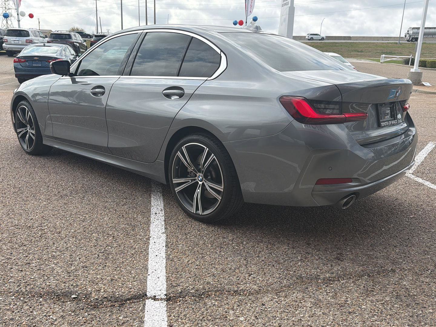 Used 2024 BMW 330i Sedan w/ Convenience Package image 6