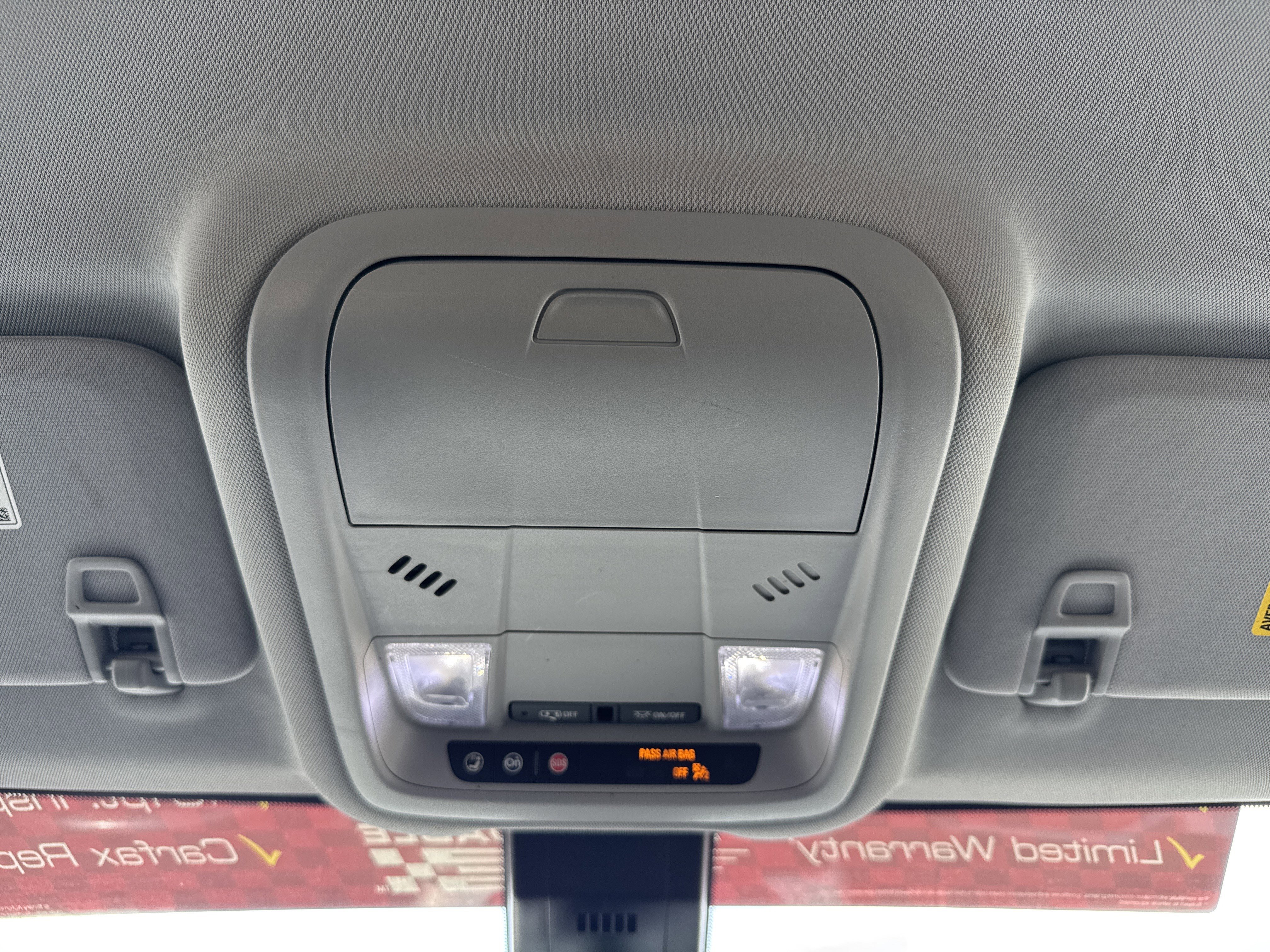 Used 2020 GMC Terrain SLE image 25