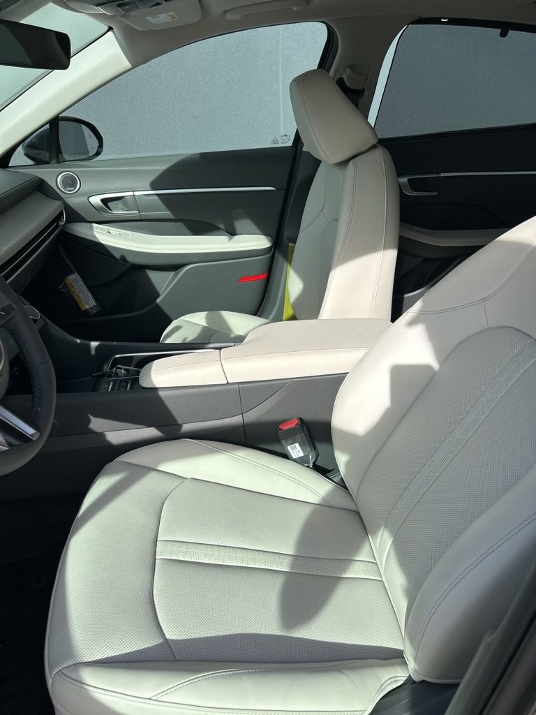 New 2026 Hyundai Sonata Limited FWD image 6