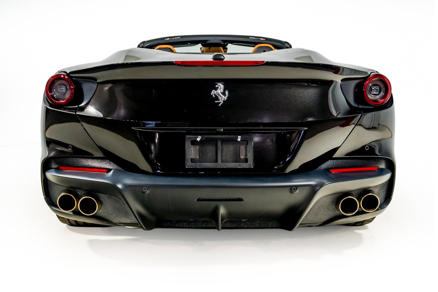 Used 2023 Ferrari Portofino M RWD image 18