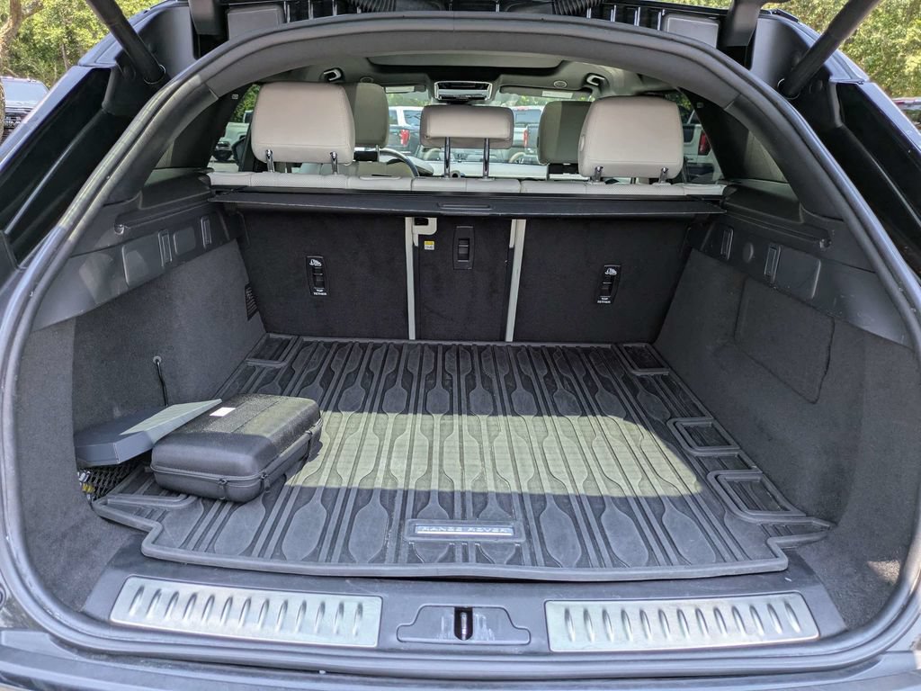 Used 2023 Land Rover Range Rover Velar R-Dynamic S AWD/4WD image 12
