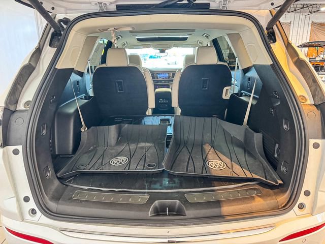 Certified 2022 Buick Enclave Avenir w/ Avenir Technology Package image 24