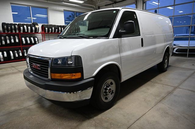 Used 2019 GMC Savana 2500 w/ Driver Convenience Package image 7