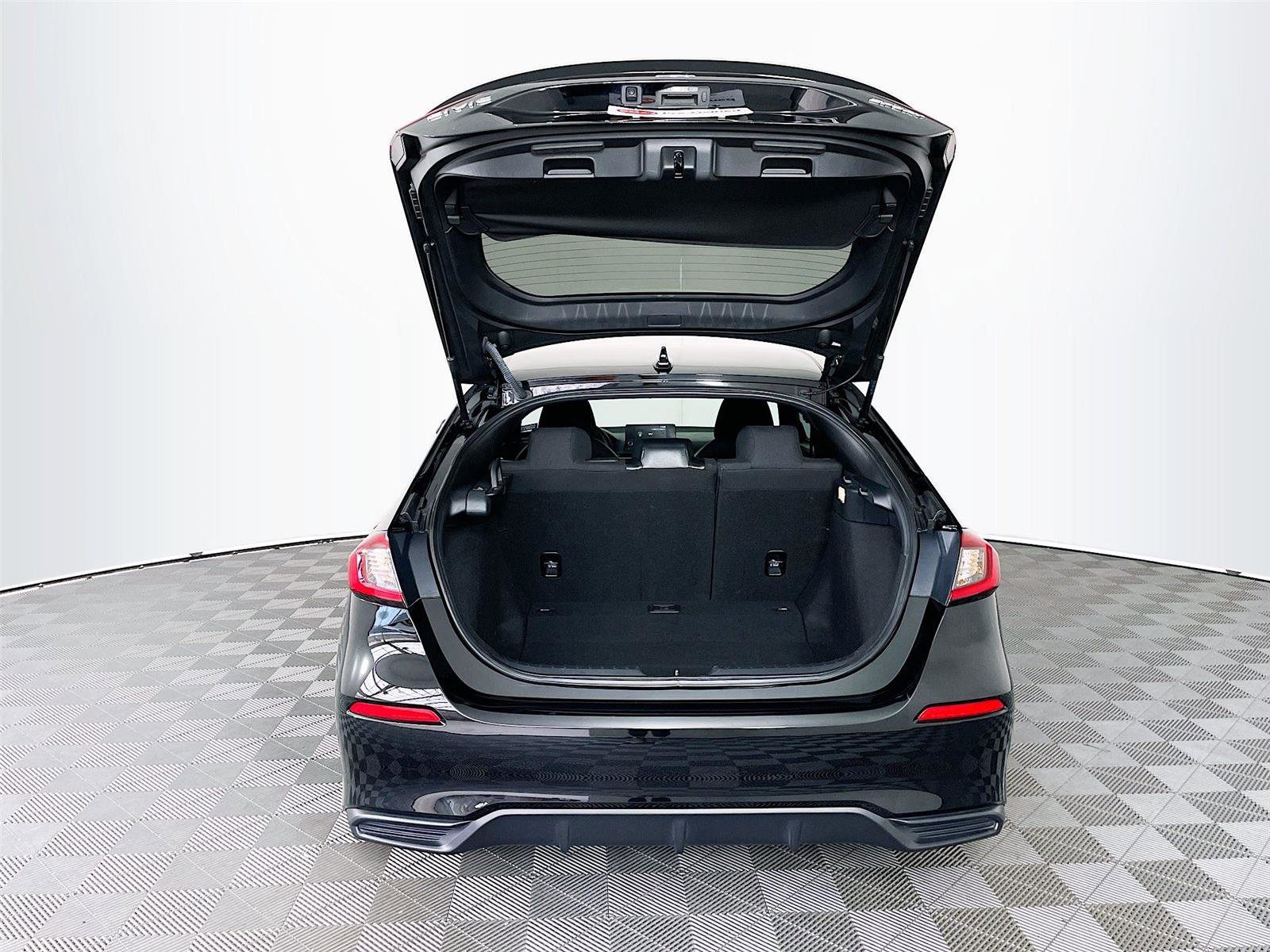 Used 2024 Honda Civic Sport image 25