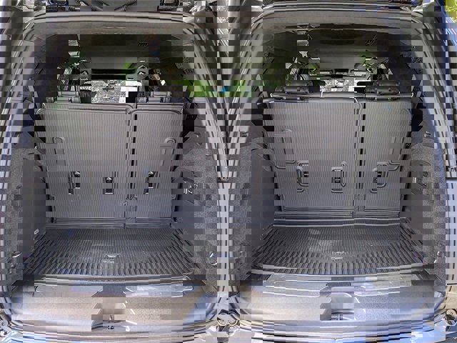 New 2025 Cadillac Escalade Sport Platinum w/ LPO, ONYX Package image 12