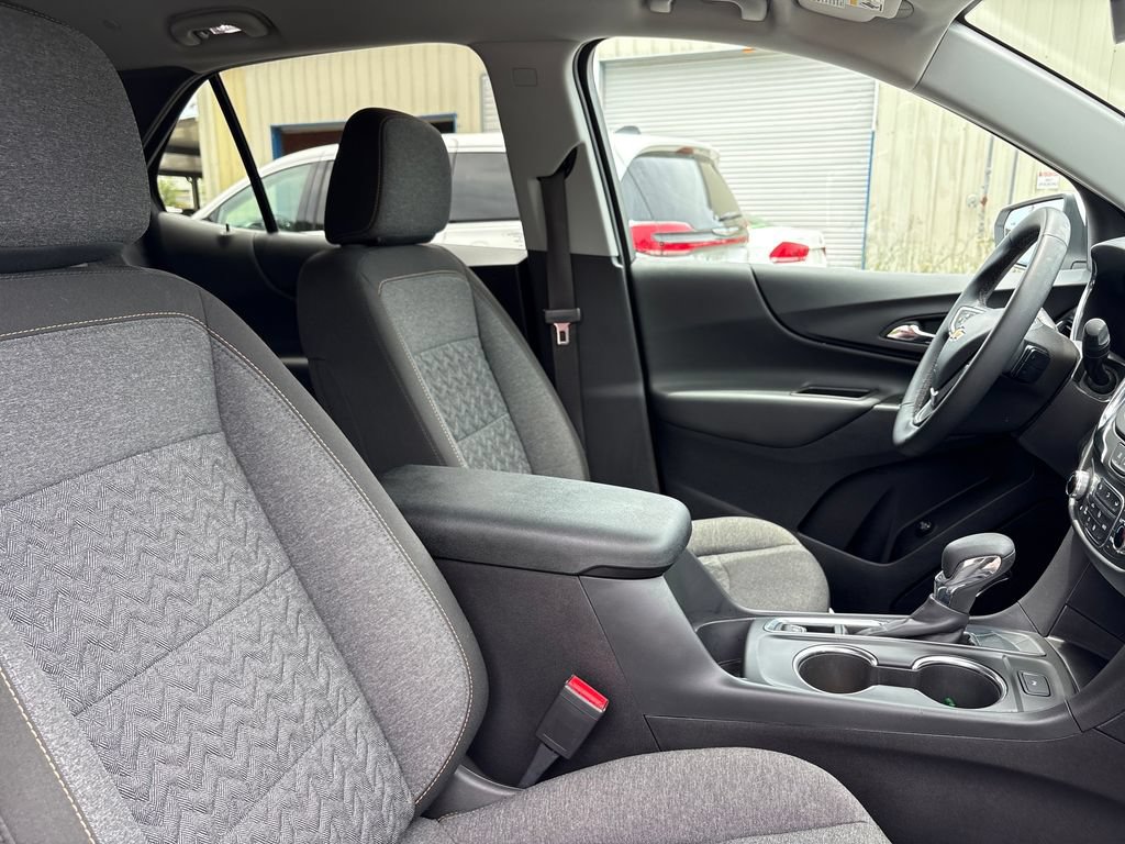 Used 2024 Chevrolet Equinox LT FWD image 29