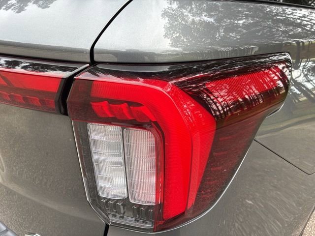 Used 2025 Ford Explorer ST-Line AWD/4WD image 14