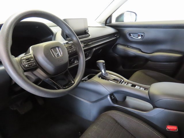 Used 2025 Honda HR-V LX image 4
