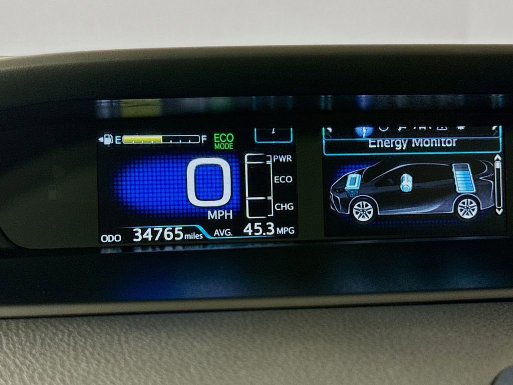 Certified 2022 Toyota Prius LE image 16