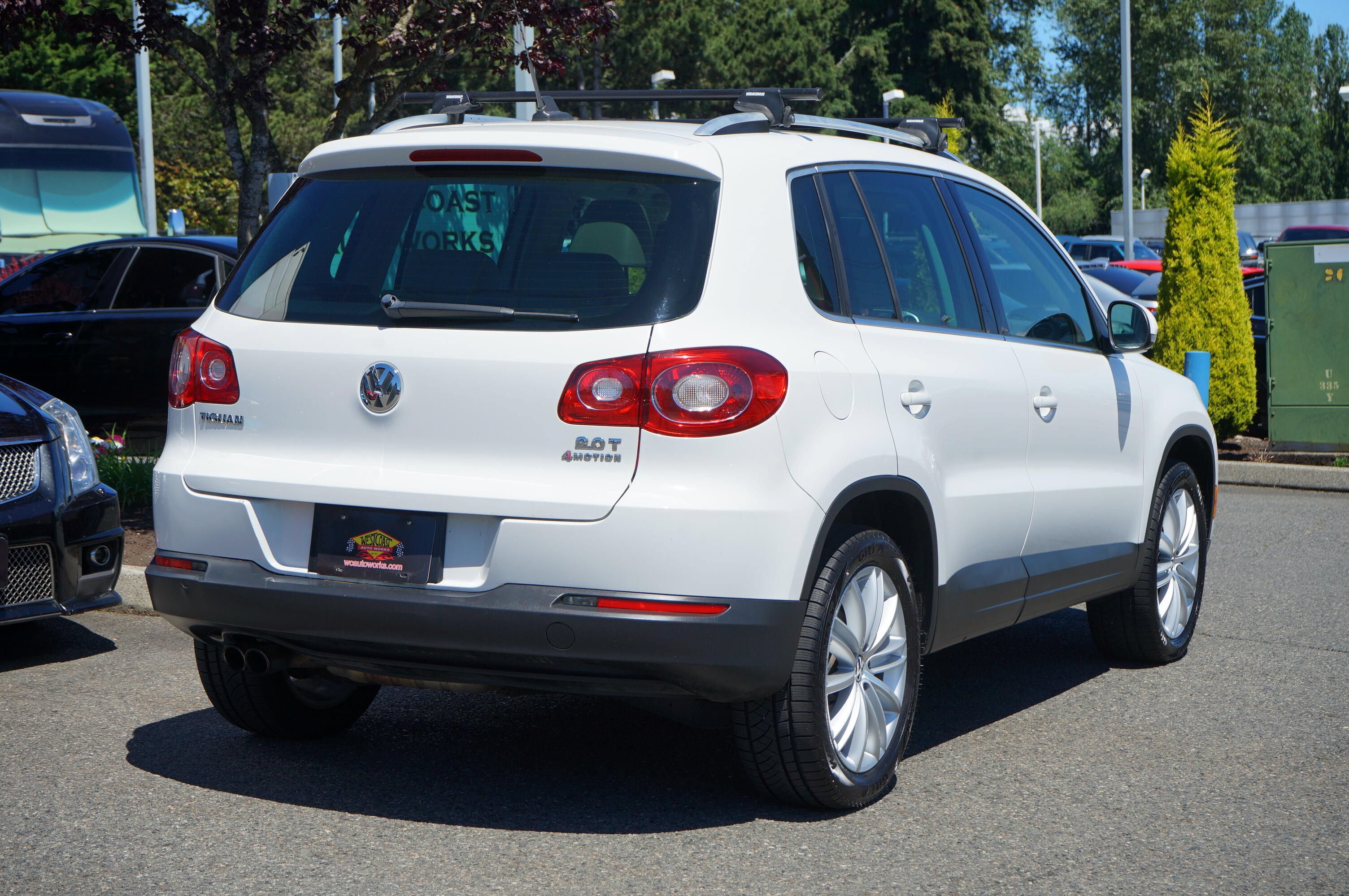 Used 2011 Volkswagen Tiguan S AWD/4WD image 6