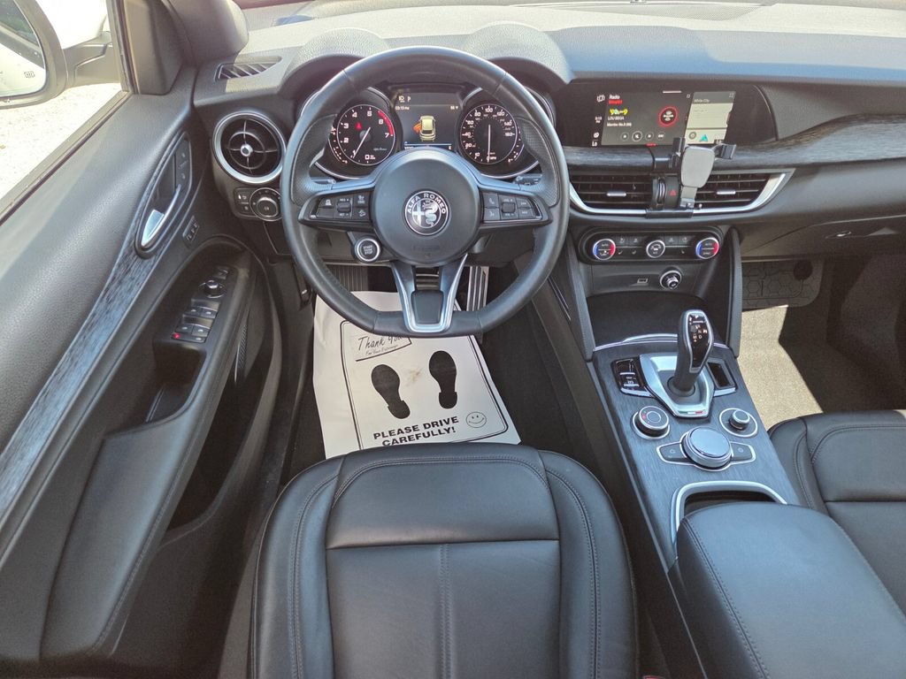 Used 2023 Alfa Romeo Stelvio Sprint RWD image 20