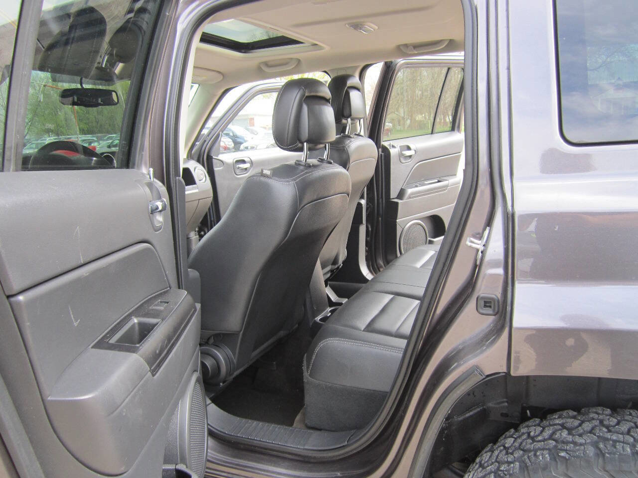Used 2015 Jeep Patriot High Altitude image 10