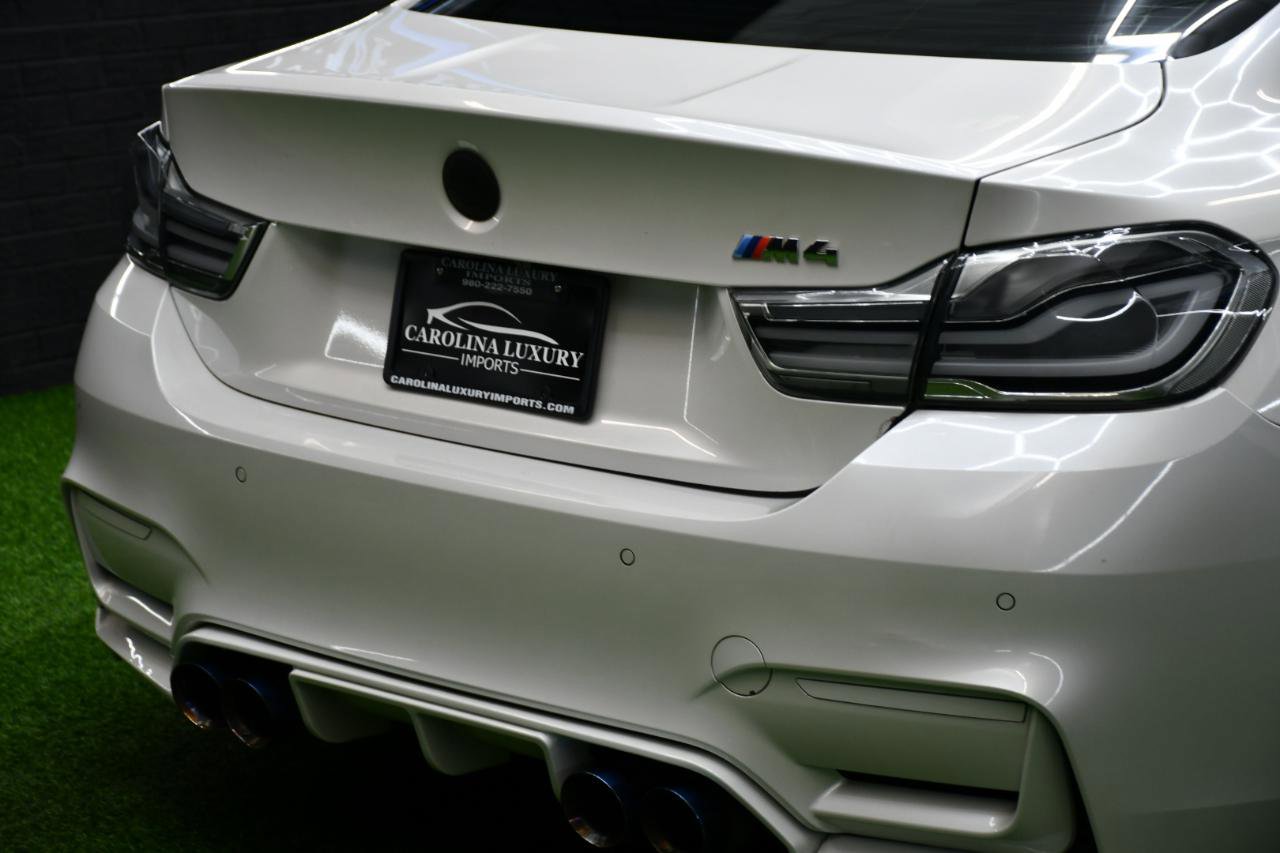 Used 2016 BMW M4 Coupe w/ Executive Package RWD image 11