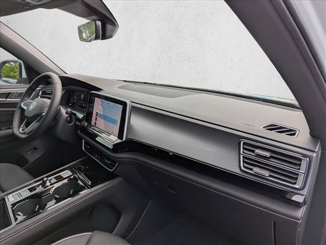 New 2026 Volkswagen Atlas Cross Sport SEL Premium R-Line AWD/4WD image 28