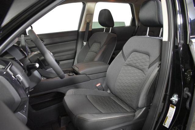 New 2026 Nissan Pathfinder SV AWD/4WD image 9