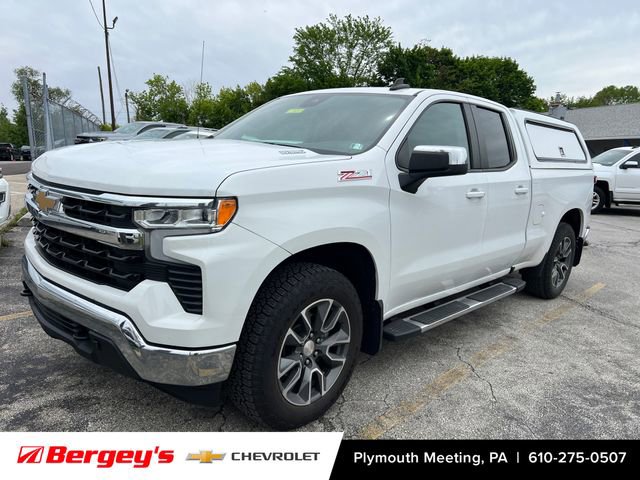 Certified 2022 Chevrolet Silverado 1500 LT w/ Z71 Off-Road Package AWD/4WD image 6