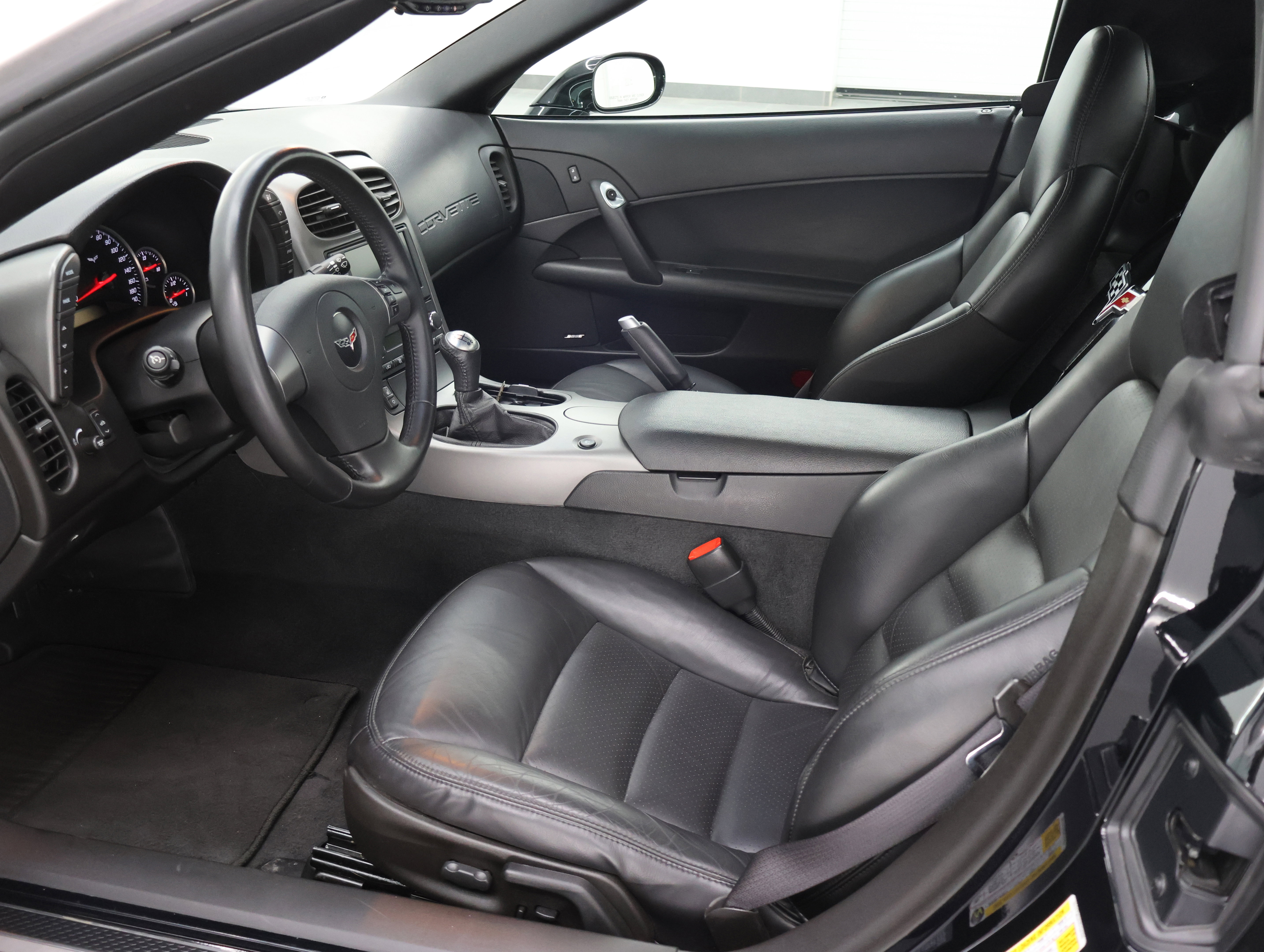 Used 2007 Chevrolet Corvette Convertible w/ Preferred Equipment Group image 7